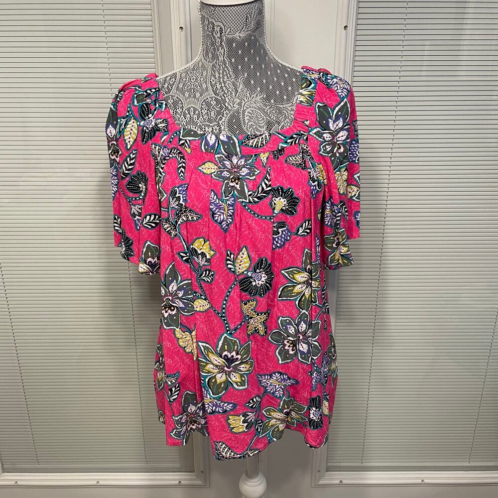 Ann Taylor LOFT Bright Pink Floral Blouse Flowy Rayon Boho Colorful Sz M
